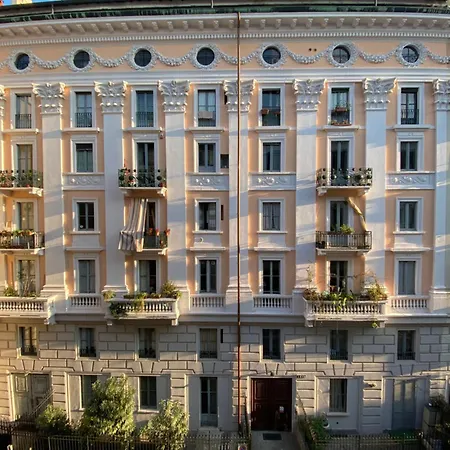 Apartment Center Navigli Duomo - Coco House Petite Maison Milan